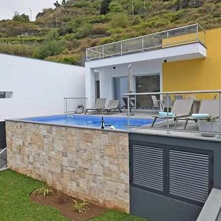 Golden Charm Villa *