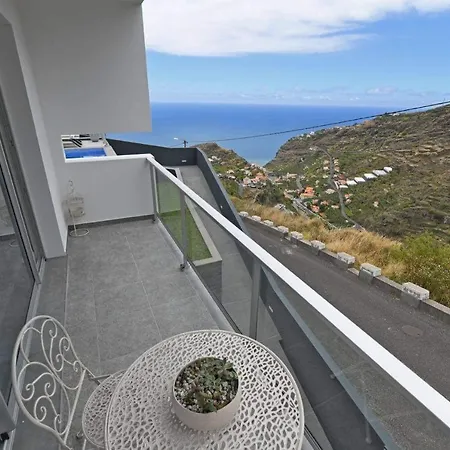 Villa Golden Charm