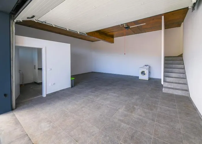 Villa Golden Charm *